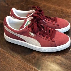 PUMA Suedes - Men’s size 4, fits women’s 5.5